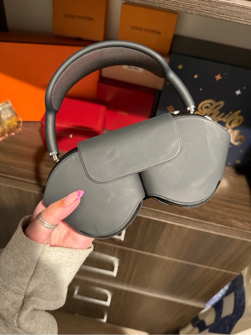 Apple AirPods Max with Protective Travel Case - Dark Gray
